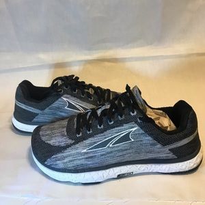 Women’s Altra Escalante Size 5.5